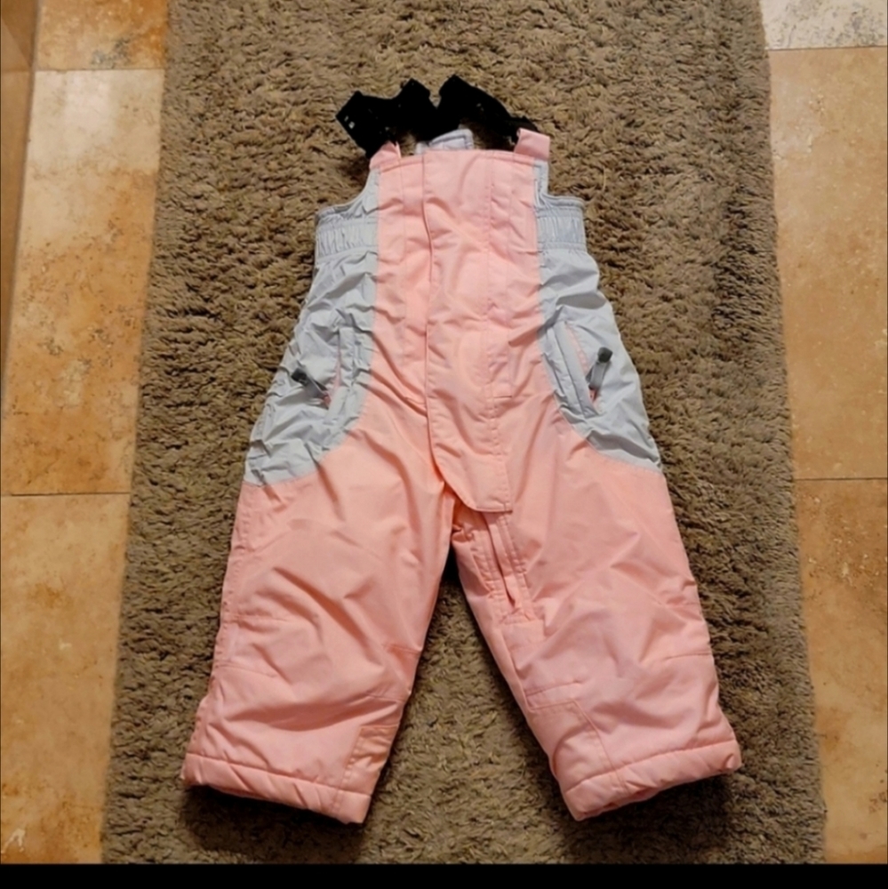 Kids snow pants size 2